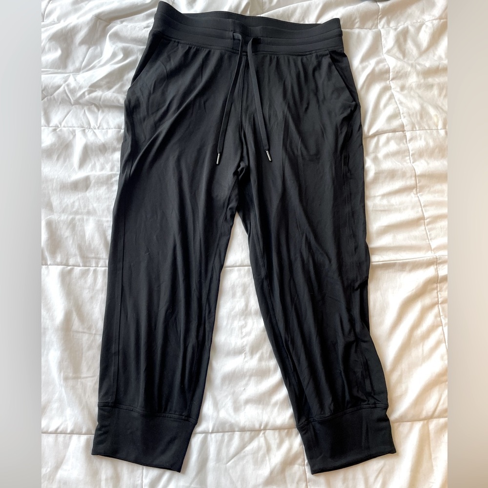 lululemon | Ready To Rulu Jogger Crop | BLK - Size 10